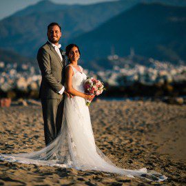 Destination weddings | sunset Beach wedding